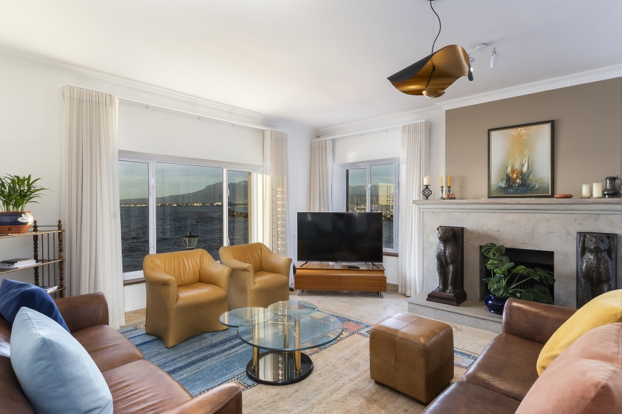 6 Bedroom Property for Sale in Gordons Bay Village Western Cape